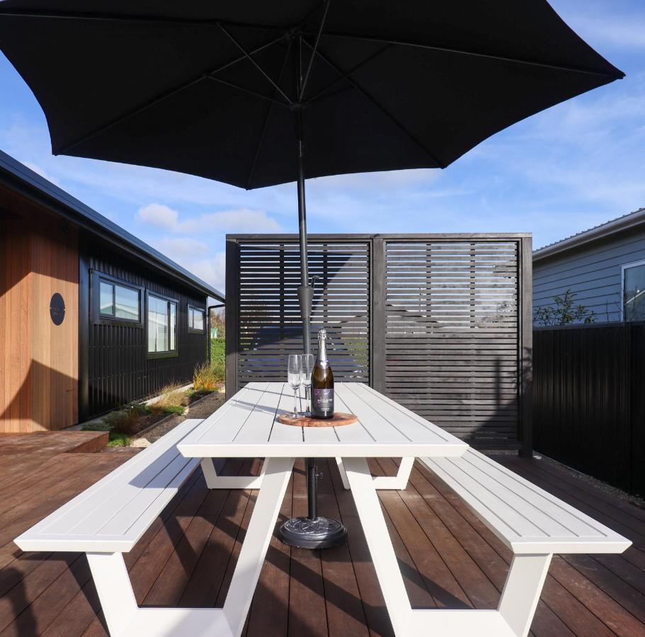 The Green House - Luxury Eco Escape Martinborough Εξωτερικό φωτογραφία